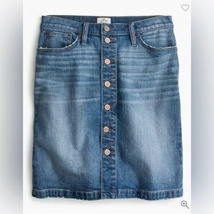 NWOT- J.Crew Button-front denim skirt in size 26